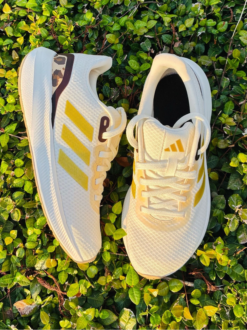 ADIDAS RUNFALCON 3 RUNNING SHOES Sz 6